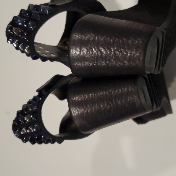 Pedro Garcia Fortuna Studded Wedge Sandles - Picture 11 of 13